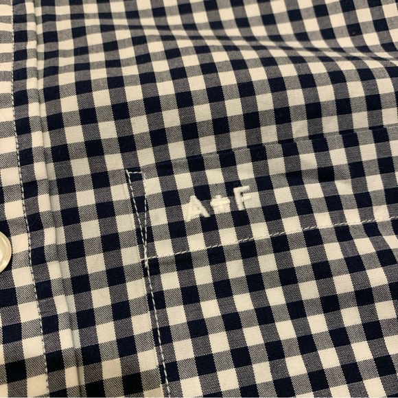 Abercrombie & Fitch Size Large Long Sleeve Button Down Shirt - Picture 5 of 10